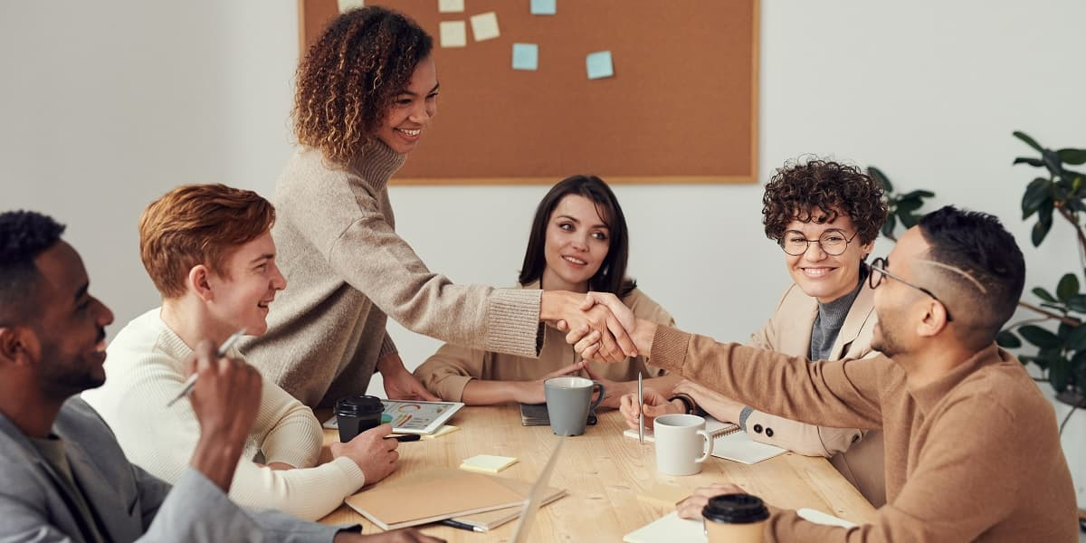 reunión con empleados 